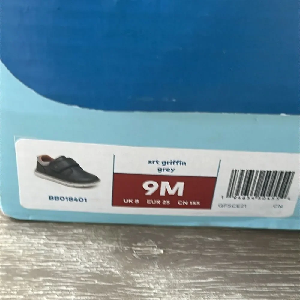 Stride rite Little Boy SRTech Griffin Grey 9 months NWT‎ in packaging